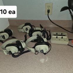 Califone 1214AV-PS Stereo 4 Position Jack Box w/ Volume Controls, 1/4" Jack,
Califone 2924av Headphones VTG Media Equipment 1/4" Jack 
$10 each
Pick u