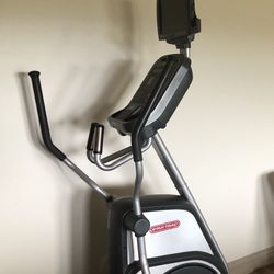 Elliptical Star Trac Commercial Grade 
