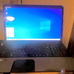 Toshiba Satellite c875-s7139 Laptop