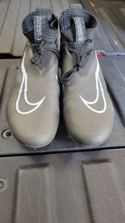 Mens Nike Football Cleats