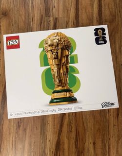 LEGO Editions FIFA World Cup Official Trophy Building Set 43020 New