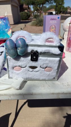 Claire’s Makeup 💄 Box Furry & Adorable 🥰 