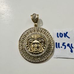 10K Solid Gold Pendant For Wedding 11.5Gr