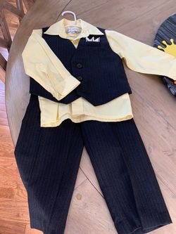 Boys size 2t suit
