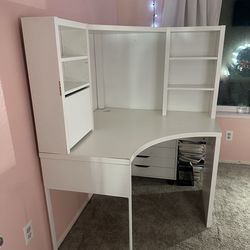 IKEA Micke white corner workstation/desk/vanity with hutch