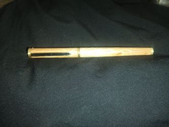 Wood pen