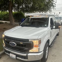 Ford F350 Año 2020 Gasolina Flex Full. Muy Economíca Está Gasolina 299 X Galón. Millas 134.321. Está Cómo Nueva. Sonido Custom. Retumba Bien Fuerte.