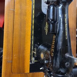 Singer Model 201