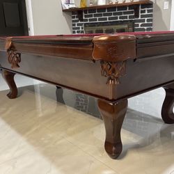 Pool Table ( Free Delivery & Set Up ) 