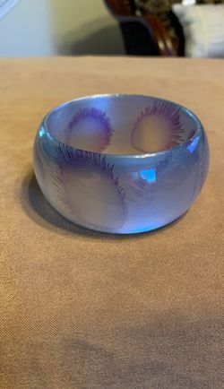 Ladies bracelet plastic