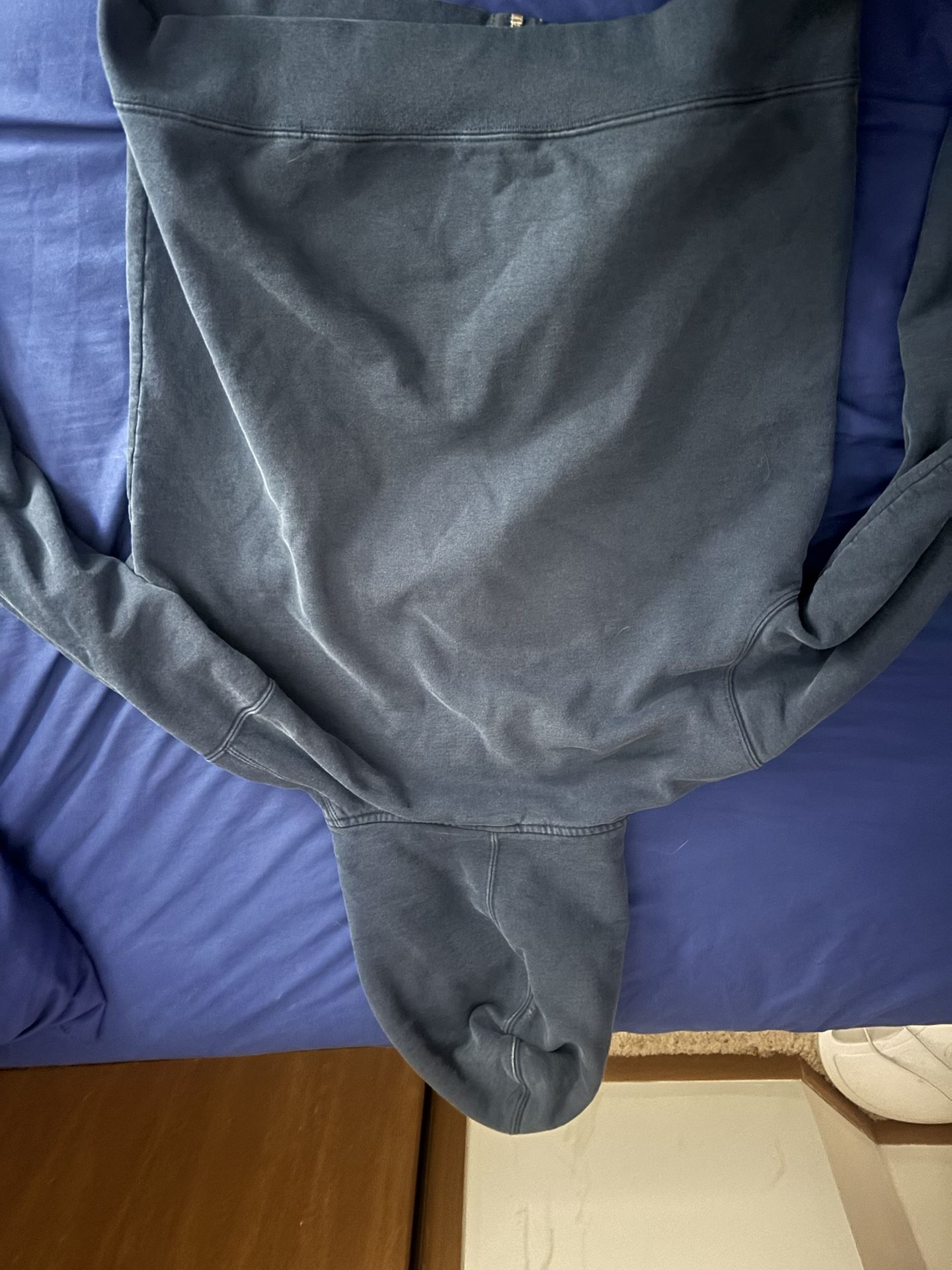 blue supreme world famous zipup sweatshirt