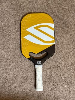 Brand new Pickleball paddle T700 Carbon fiber