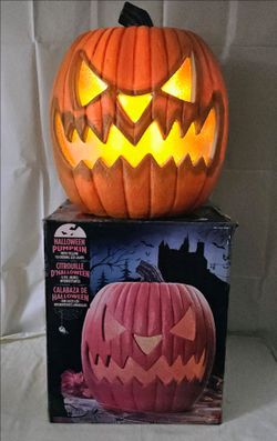 Costco 20" Halloween Motion-Activated Jack-O-Lantern Pumpkin w/original Box!