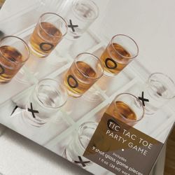 Tic Tac Toe Party Game ! 