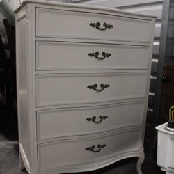 5 Drawer Dresser