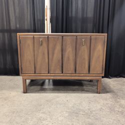Broyhill Premier Mid-Century Walnut Credenza with Brass Pulls