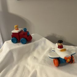 Battat - Pump And Go Airplane + Pump And Go Train Engine