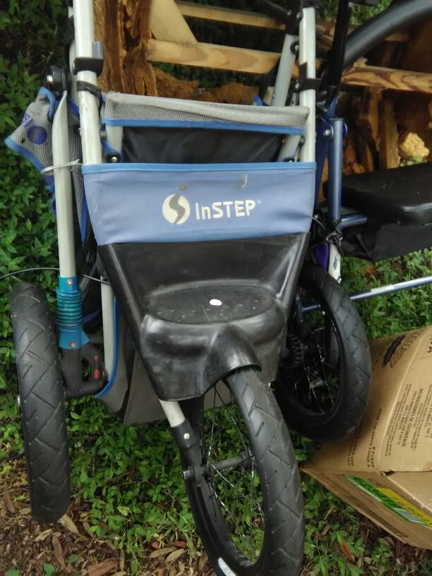 Jogging stroller