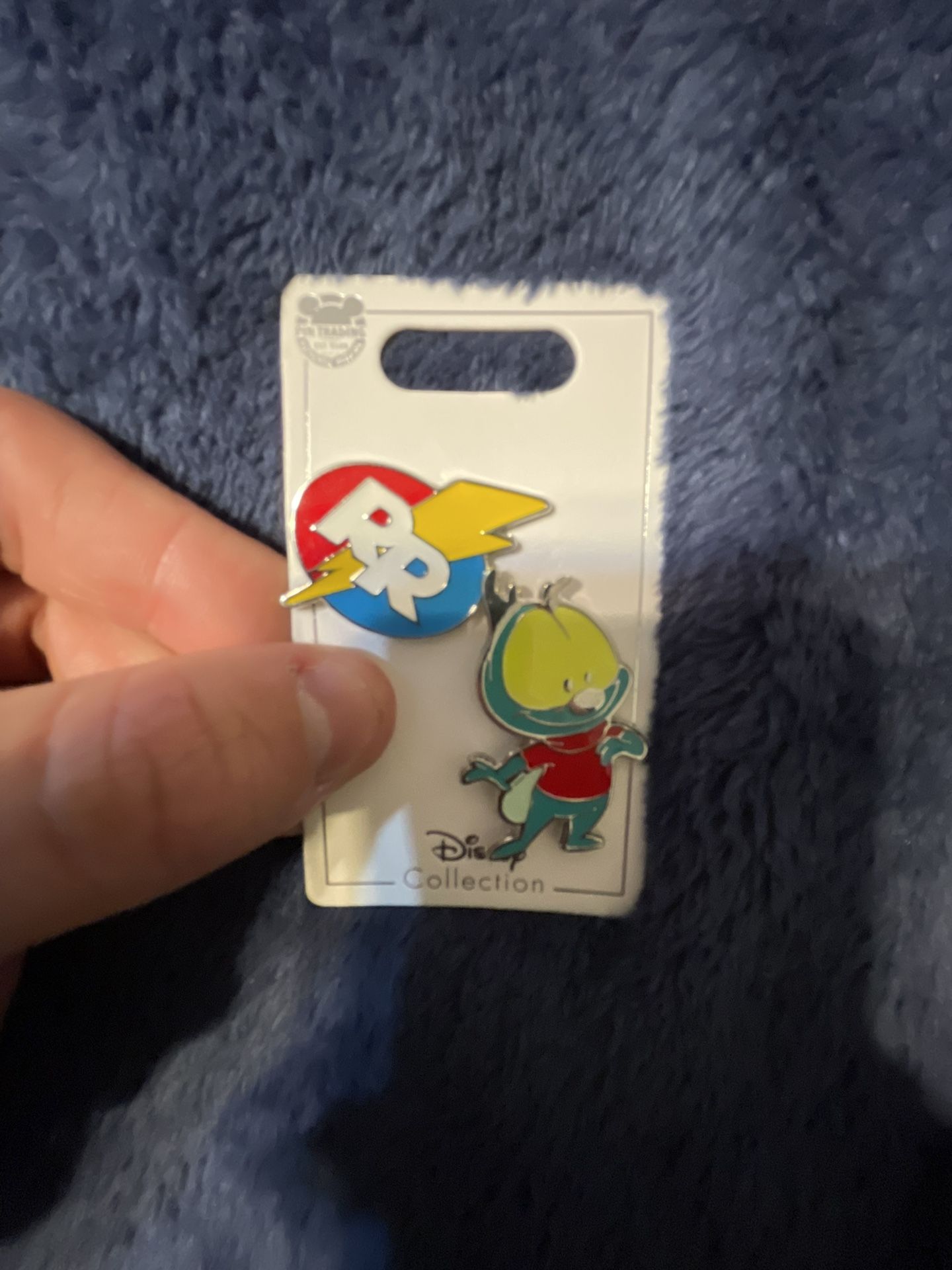 3 Disney Pins Brand New