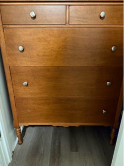 Dresser
