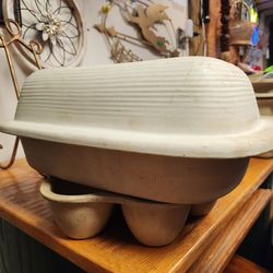 2 Large PAMPERED CHEF 16.5" Stoneware Oven Roaster & Lid HERITAGE COLLECTION with Pan  $20 ea.