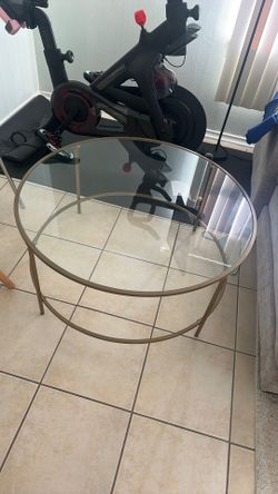 Round glass gold table