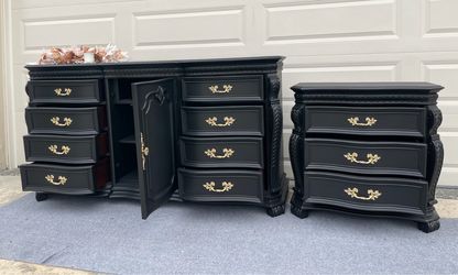 Elegant Black 2Piece American Signature