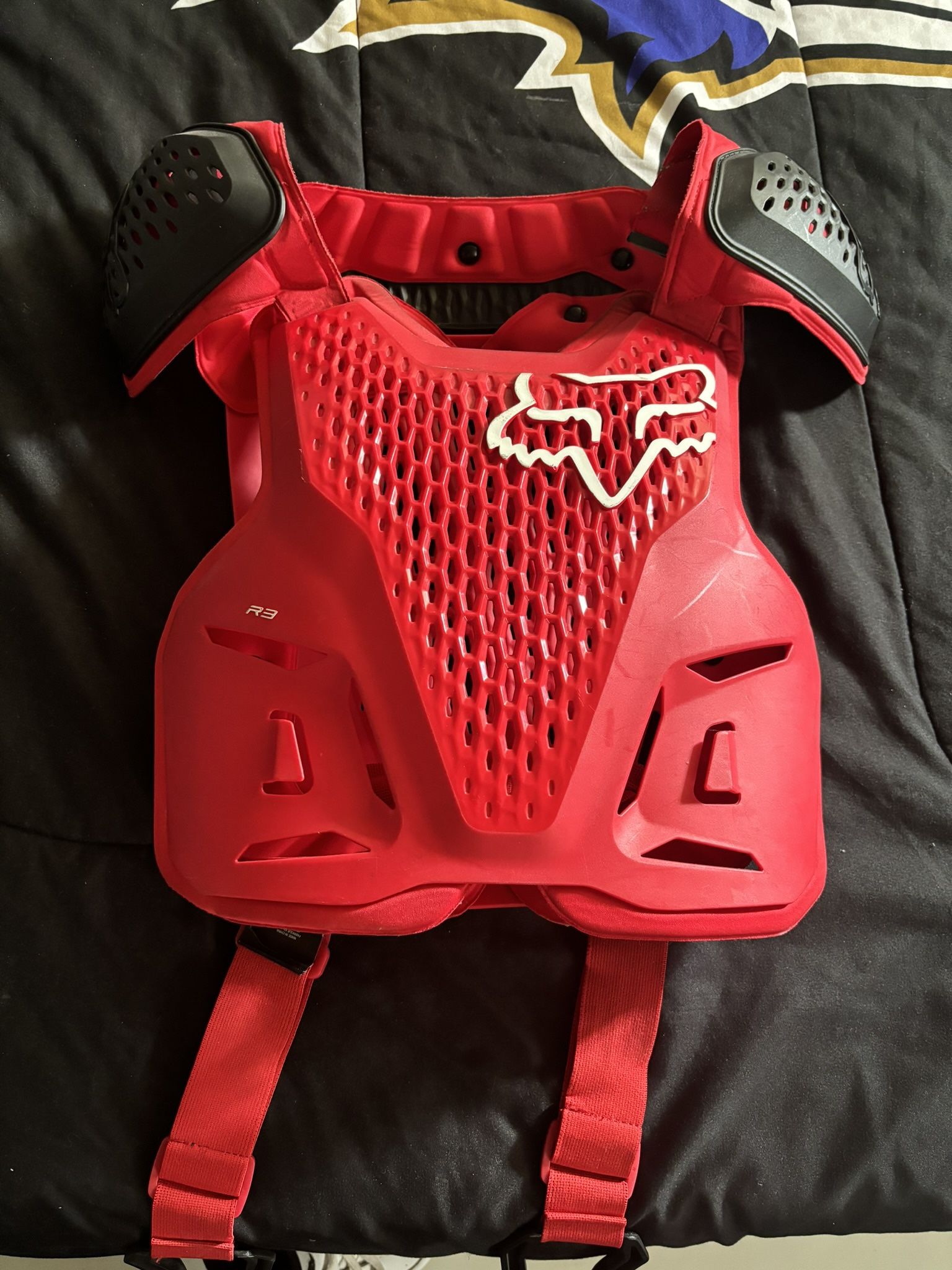 Fox Racing R3 Chest Guard