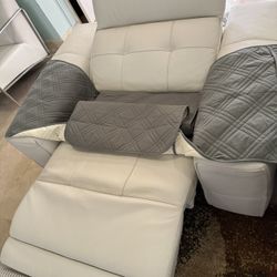 Pair of Premium White Leather Executive Power Reclining Chairs - White Feathers Int. / Mint Condition