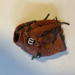 Wilson brown glove