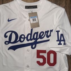 New Men’s Size Medium Nike LA Dodgers Mookie Betts Jersey 