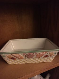 Temptations seashell baking dish