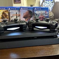 Playstation SONY 4, 1000gb  Ps4 Slim System with a 2 controller and cables 4 games PlayStation 4 con 4 juegos y buenos 2 mandos los cables excelente p