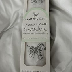 Amazing Baby - Sensory Muslin Swaddle Blanket, Premium Cotton, Zebra, Black and White for Baby Visua