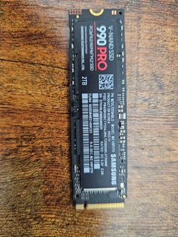 Samsung 990 PRO 2TB PCIe 4.0 NVMe M.2 SSD