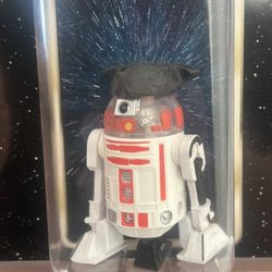 Disneyland Star Wars Droid Factory Action Figure R2 Unit Wearing Pirate Hat