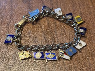 Vintage 50’s Flag Charm Bracelet