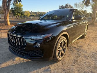 2017 Maserati levante