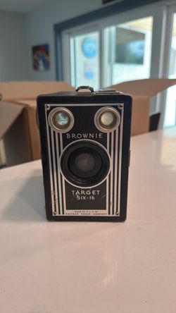 Vintage Camera Collector Kodak Brownie Target Six‑16