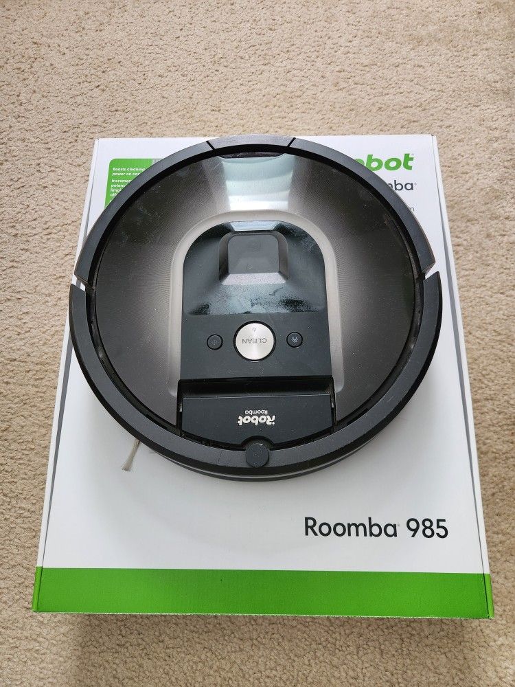 iRobot Roomba 985 Vacuum
