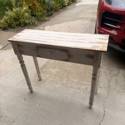 Small White Vintage Table 
