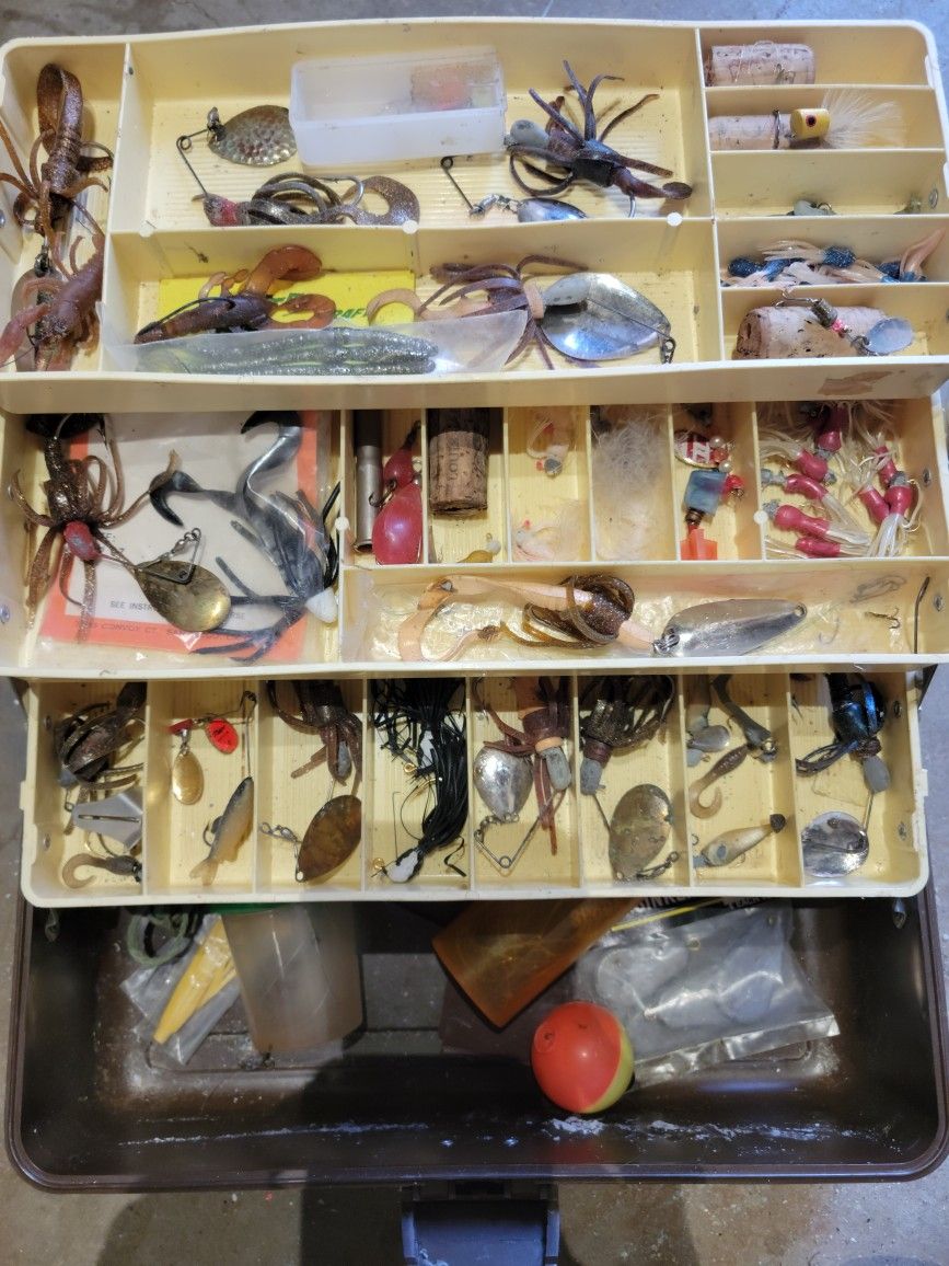 Vintage Fishing Tackle & Tackle Box