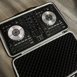 DDJ SB3 DJ Controller + Case
