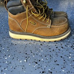 Keen Steel Toe Waterproof Boots. Tried On Never Worn