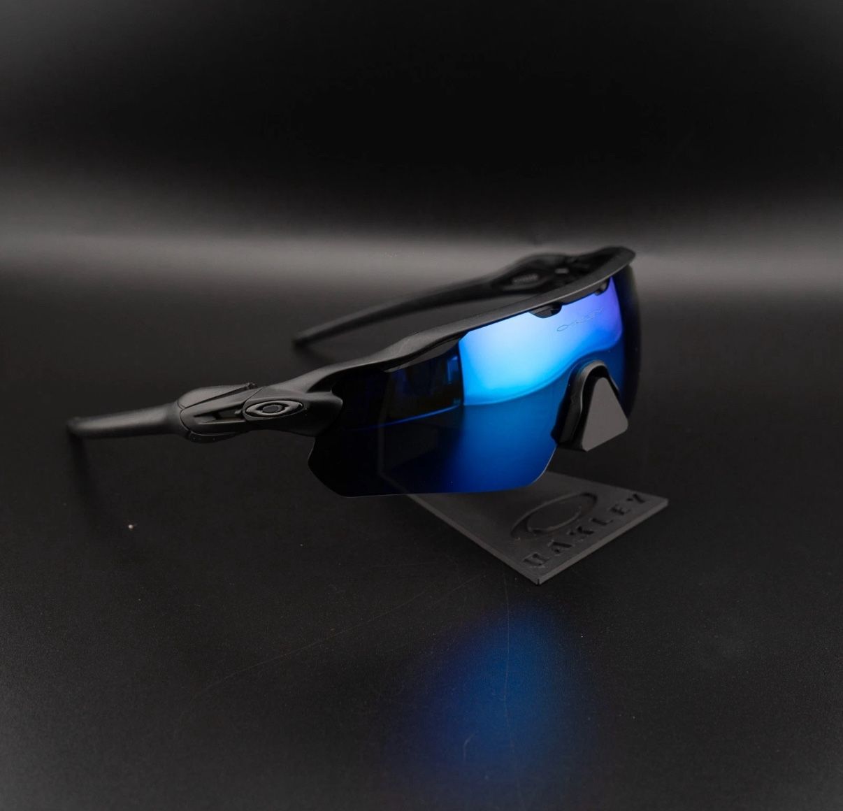 Oakley Radars