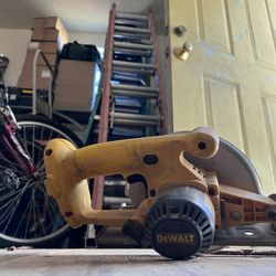 Dewalt 18v. Saw