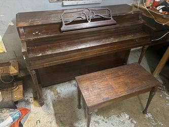 Hallet, Davis & Co.  upright piano, mid-20th century (circa 1930s–1960s