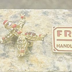 Vintage  Lot Of Brooch Pins Gold tone , Vintage Clown  