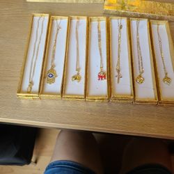 Oro Laminado 70 dólares  Por Todo  