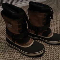 Sorel Waterproof Winter Boots - Men’s Size 9